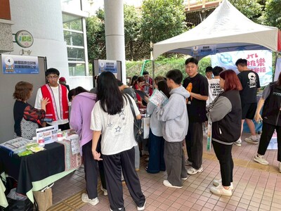 LINE_ALBUM_4.21校園就業博覽會X校園族服日_260525_3圖片